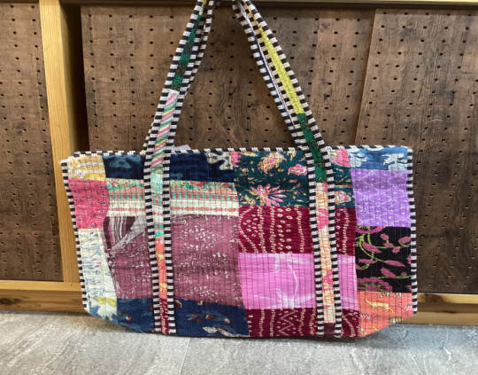 Tote bag